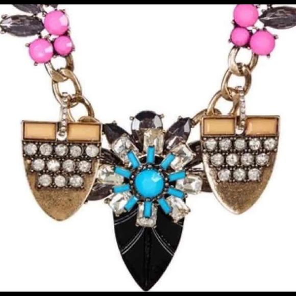 T&J Designs Crystal Flower Gold Statement Necklace - Picture 2 of 4